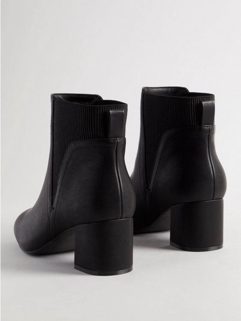 Torrid Square Toe Block Heel Chelsea Bootie 6.5WW - Picture 2 of 10